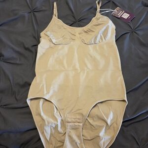 Elegant Tan Shapewear Bodysuit